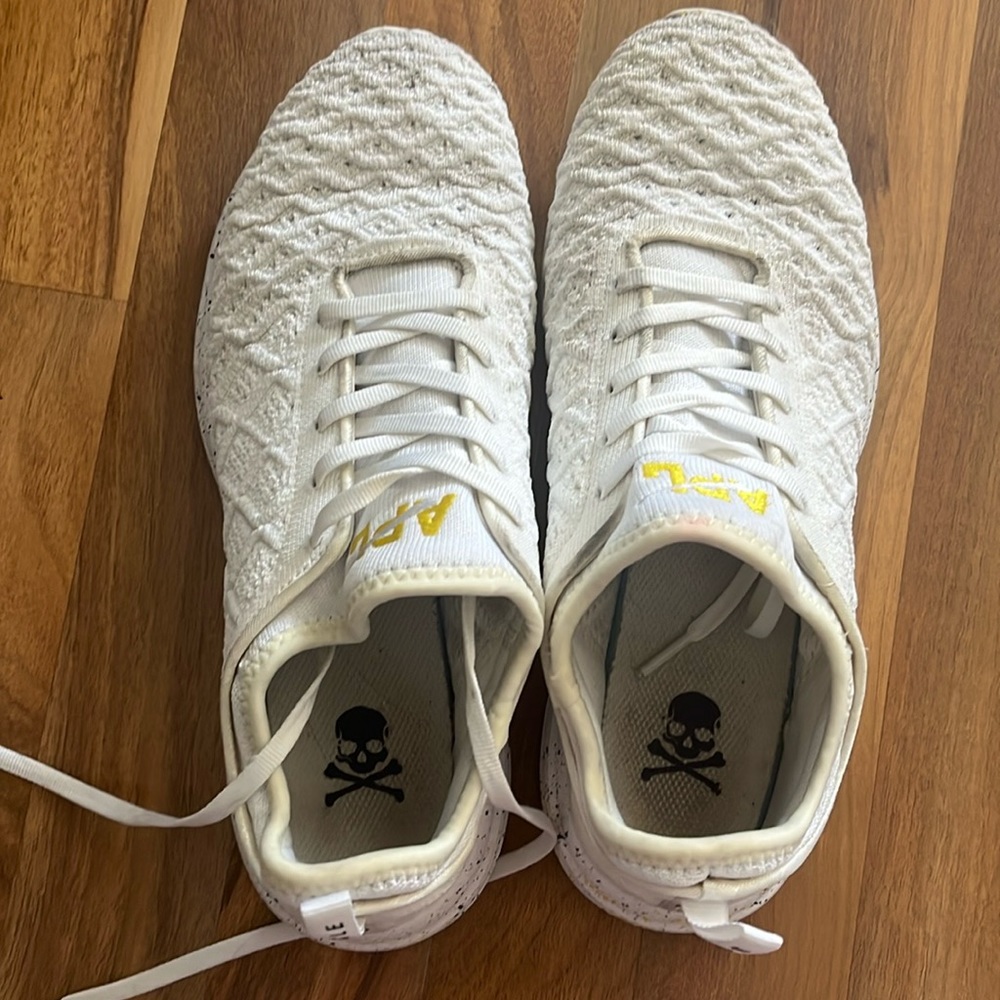 Techloom Phantom White APLs